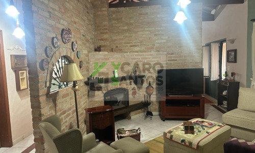 Condomínio Los Alamos - 03 dorm 1.660 m²