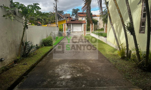 Casa Cond.  Haras Bela Vista - 03 dorm + Piscina