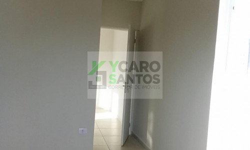 Sobrado em Cotia - 04 dormitórios